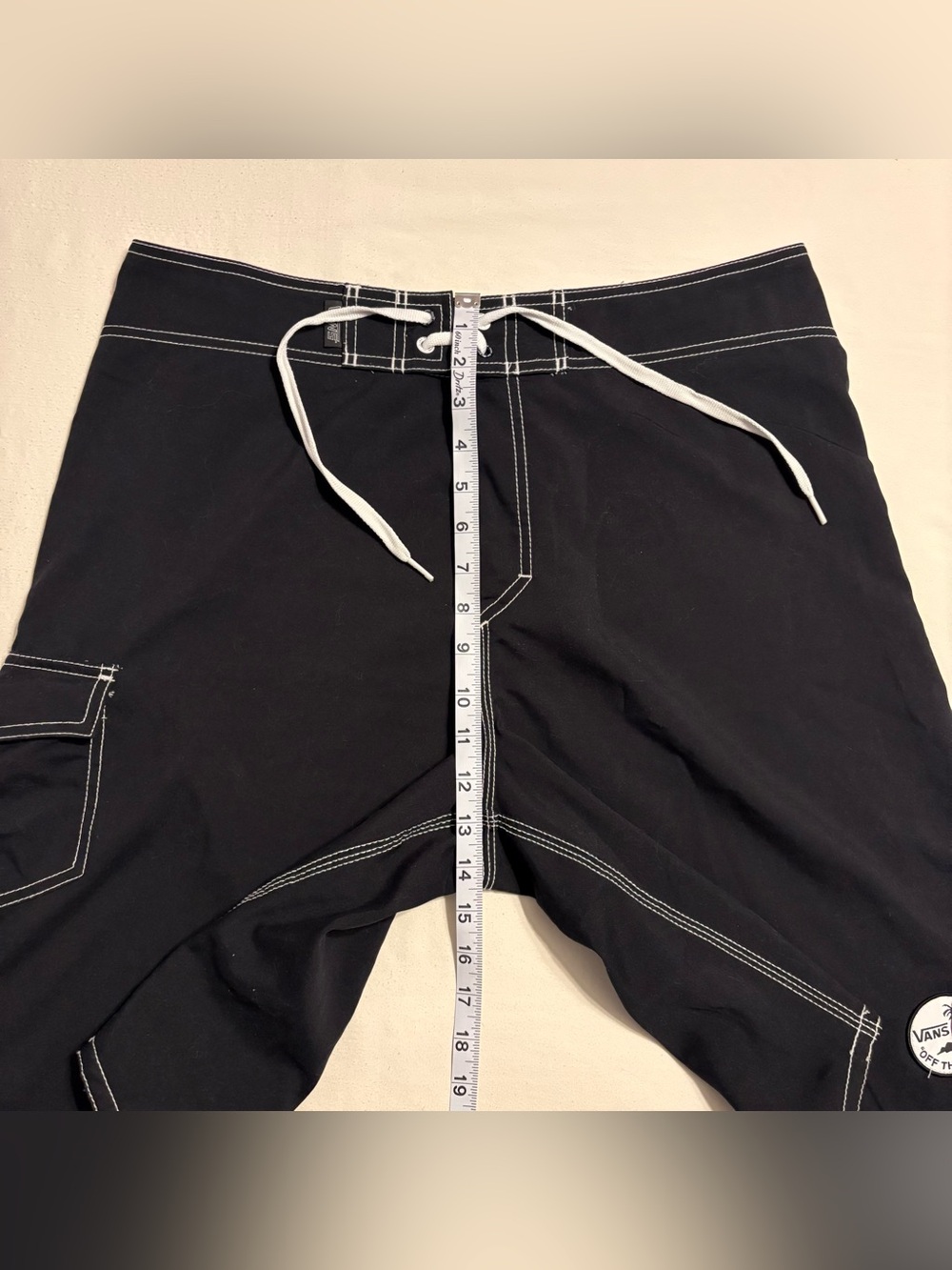 Vans "Off The Wall" Board Shorts size 34- 2012 - Picture 3 of 12